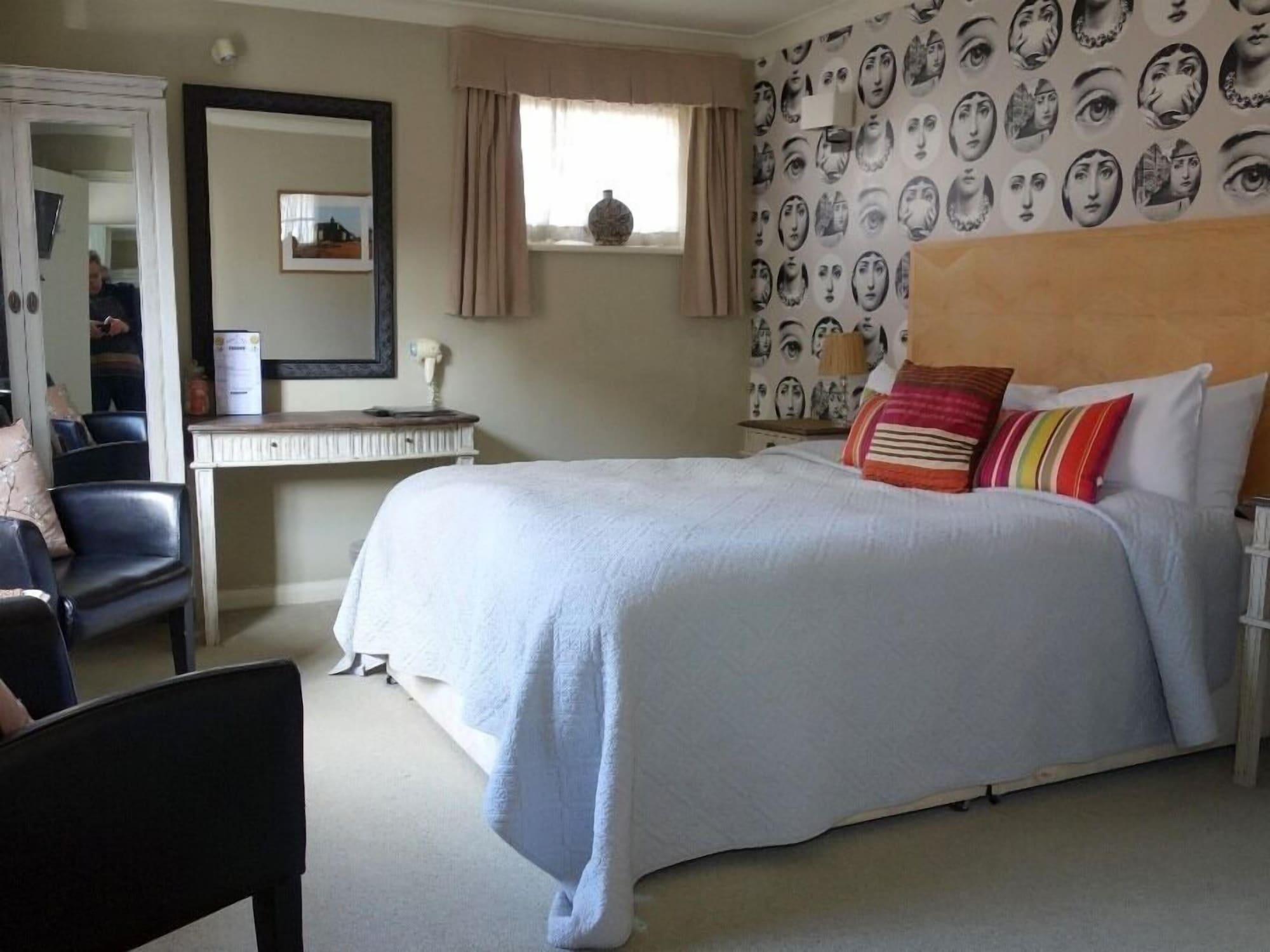 Old Borough Arms Hotel Rye Bagian luar foto